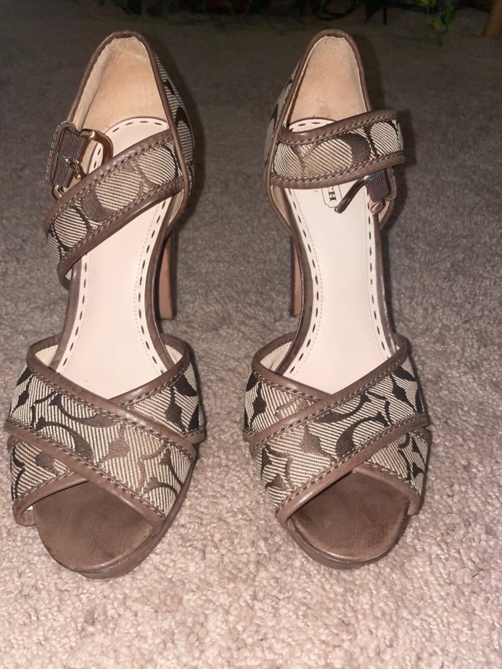 Coach Signature Jacquard Platform Heels Brown Size 10B